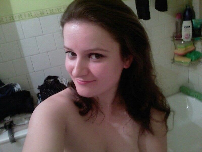 Free porn pics of Polish amateur (clean shaven) 12 of 15 pics