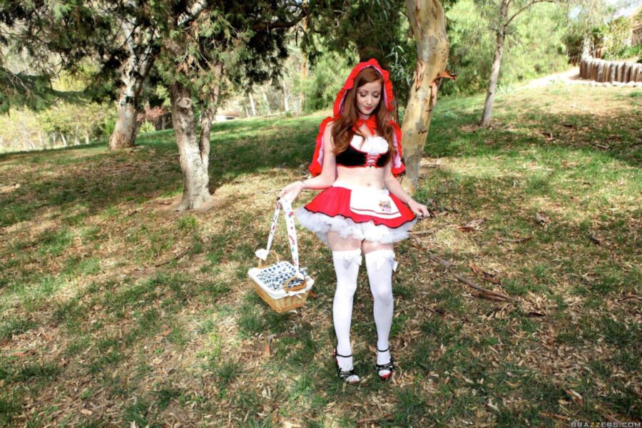 Free porn pics of Nikki Rhodes little red riding whore 19 of 678 pics