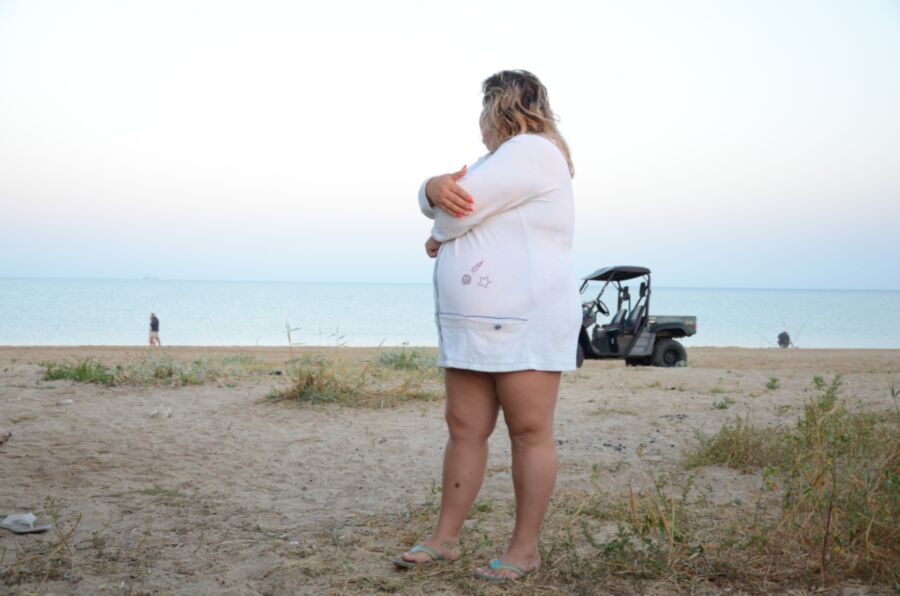 Free porn pics of  my russian bbw wife in the sea 11 of 12 pics