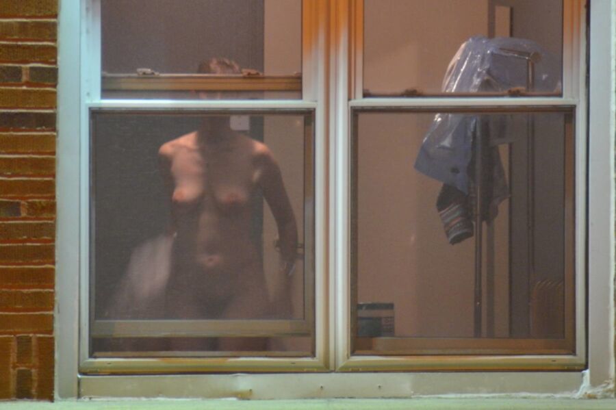 Free porn pics of Peeping in the window 5 of 21 pics