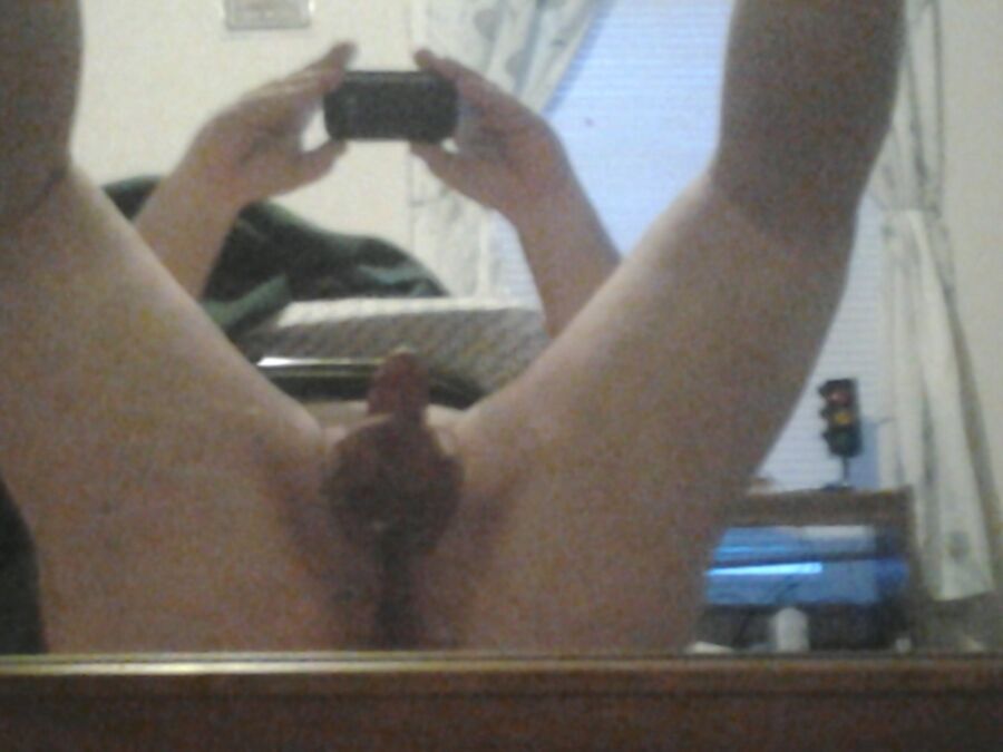 Free porn pics of mirror  5 of 13 pics