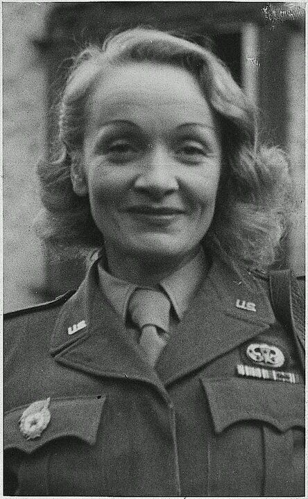 Free porn pics of Marlene Dietrich 20 of 24 pics