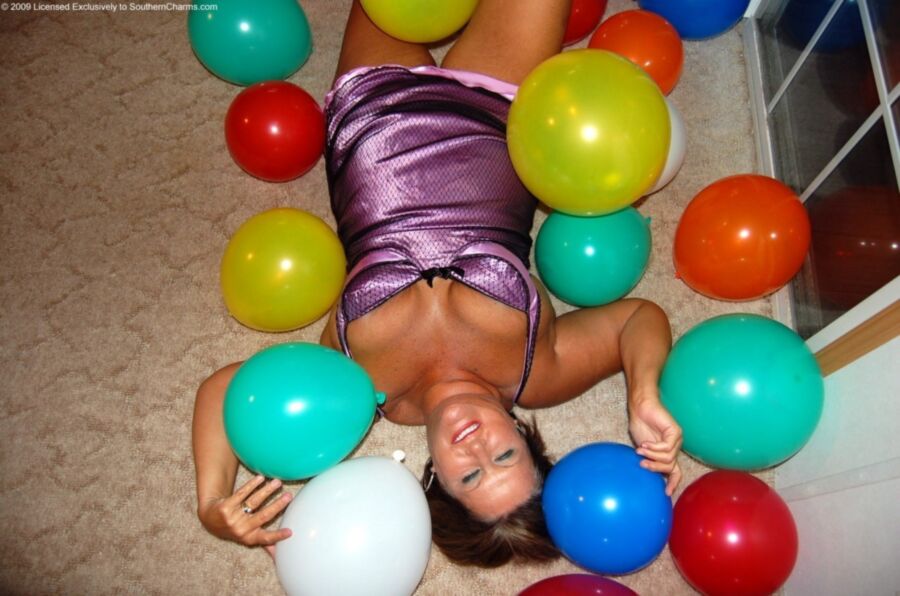 Free porn pics of Mature Balloon Fetish Girls 11 of 340 pics