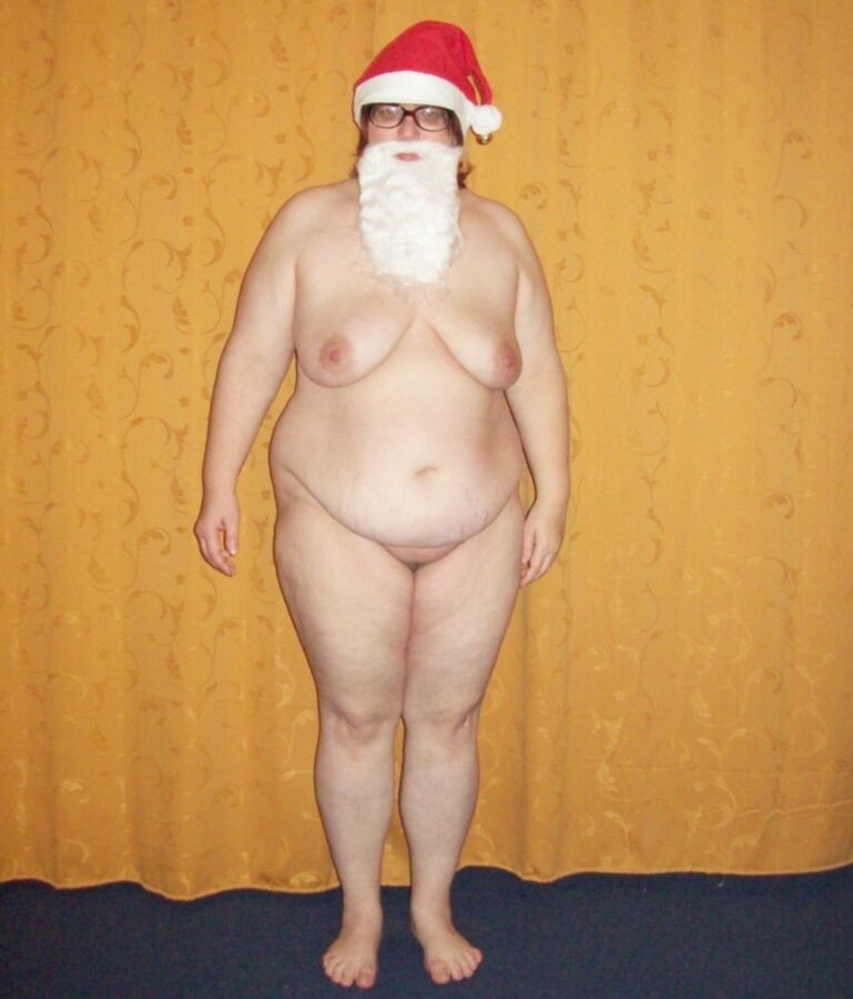 Free porn pics of Nackte weihnachten 10 of 33 pics