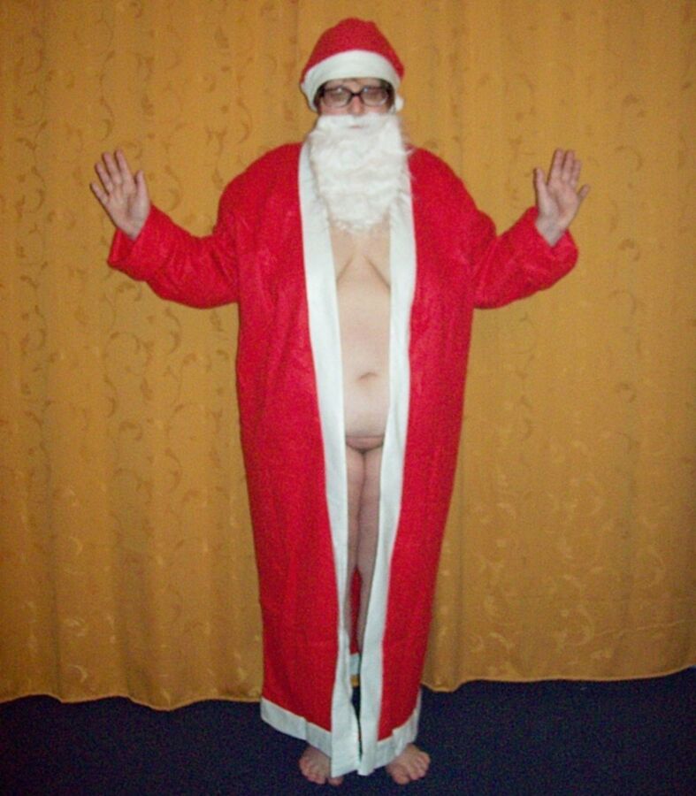 Free porn pics of Nackte weihnachten 5 of 33 pics