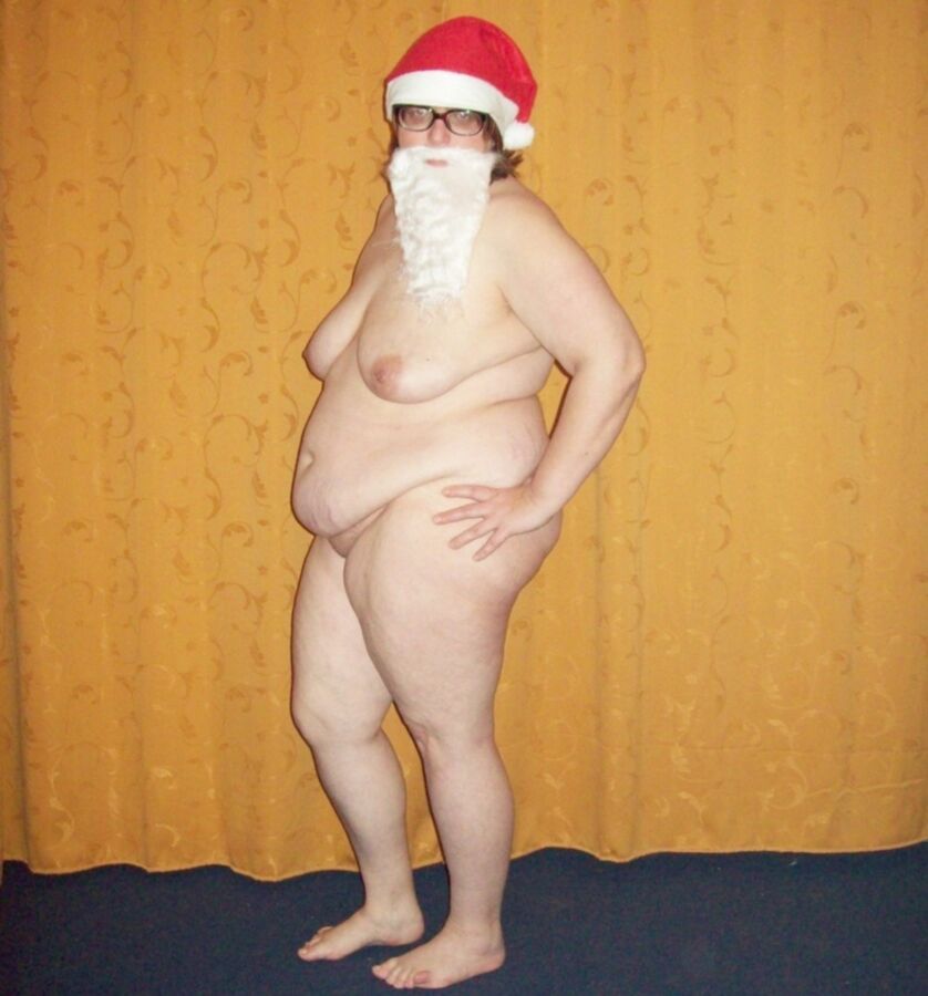 Free porn pics of Nackte weihnachten 16 of 33 pics