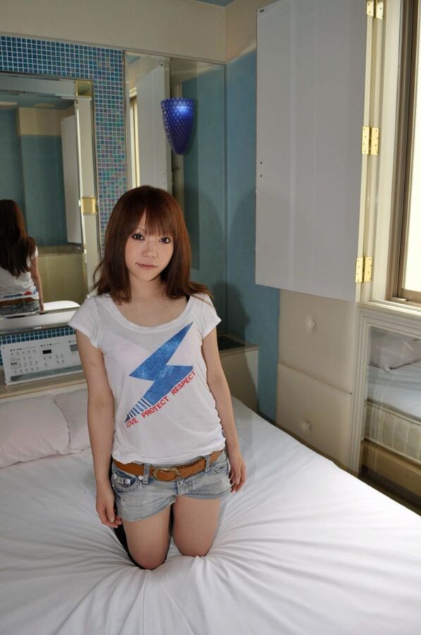 Free porn pics of Japanese Teen - Ai Oosato  21 of 122 pics