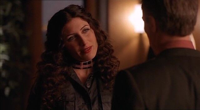 Free porn pics of Lisa Edelstein as transsexual beauty Cindy McCauliff 14 of 24 pics