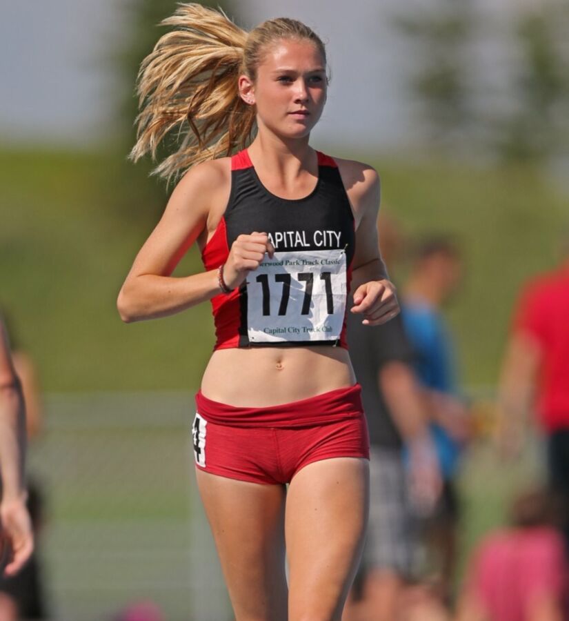 Free porn pics of Really Cute Athletes -n Track & Field 16 of 25 pics