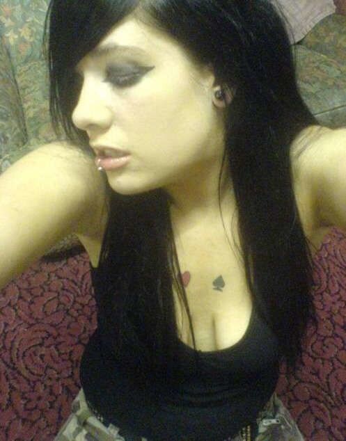 Free porn pics of Emo girlfriend with amazing eyes... 1 of 6 pics