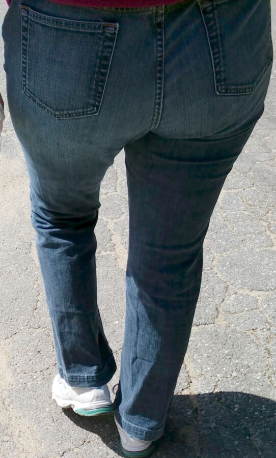 Free porn pics of walking jeans 9 of 19 pics