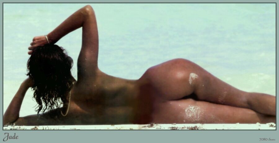 Free porn pics of Karen Mifflin - on a beach - Jade scans 17 of 19 pics