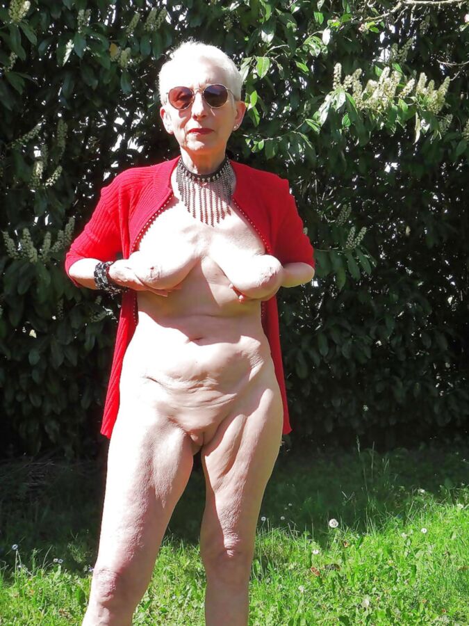 Sexy granny bilder