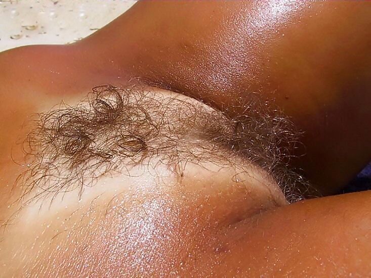 To any sexy russian girl Polo ravales is gay