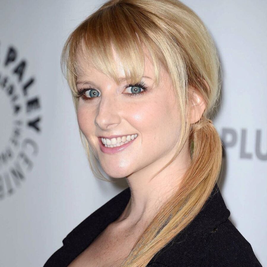 Free porn pics of Melissa Rauch, absolutely gorgeous petite 2 of 134 pics