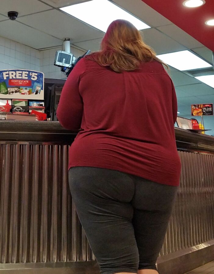 Free porn pics of Candid Steak-N-Shake BBW 19 of 22 pics