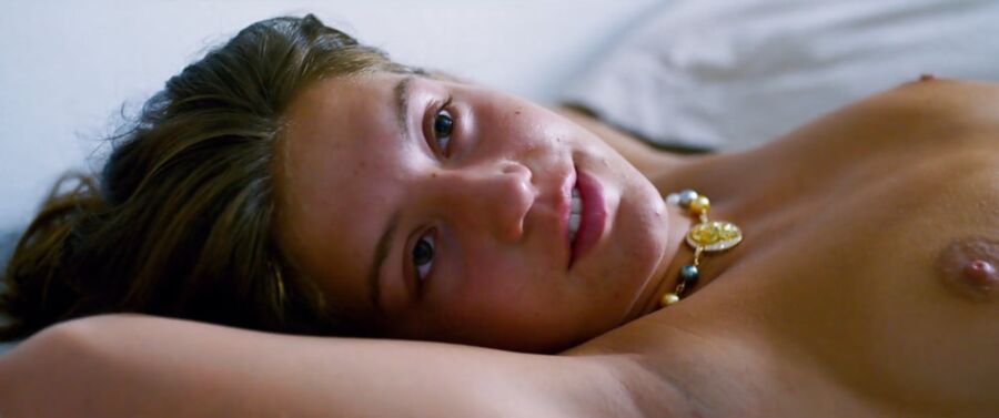 Adele exarchopoulos nude