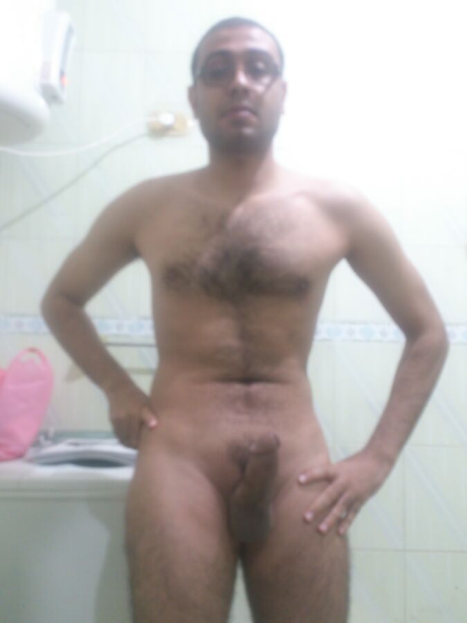 Free porn pics of my big arabian dick , please comment 4 of 17 pics