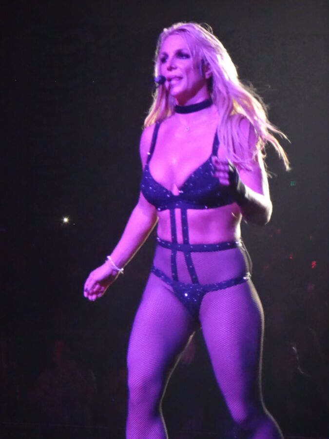 Free porn pics of Britney Spears sexy pics of her show in Las Vegas 12 of 26 pics