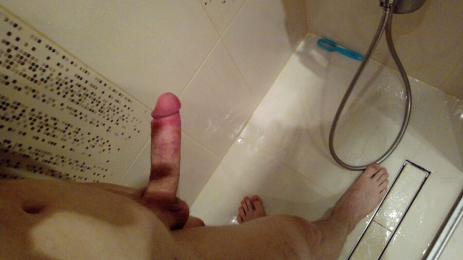 Free porn pics of Me after shower 1 of 4 pics