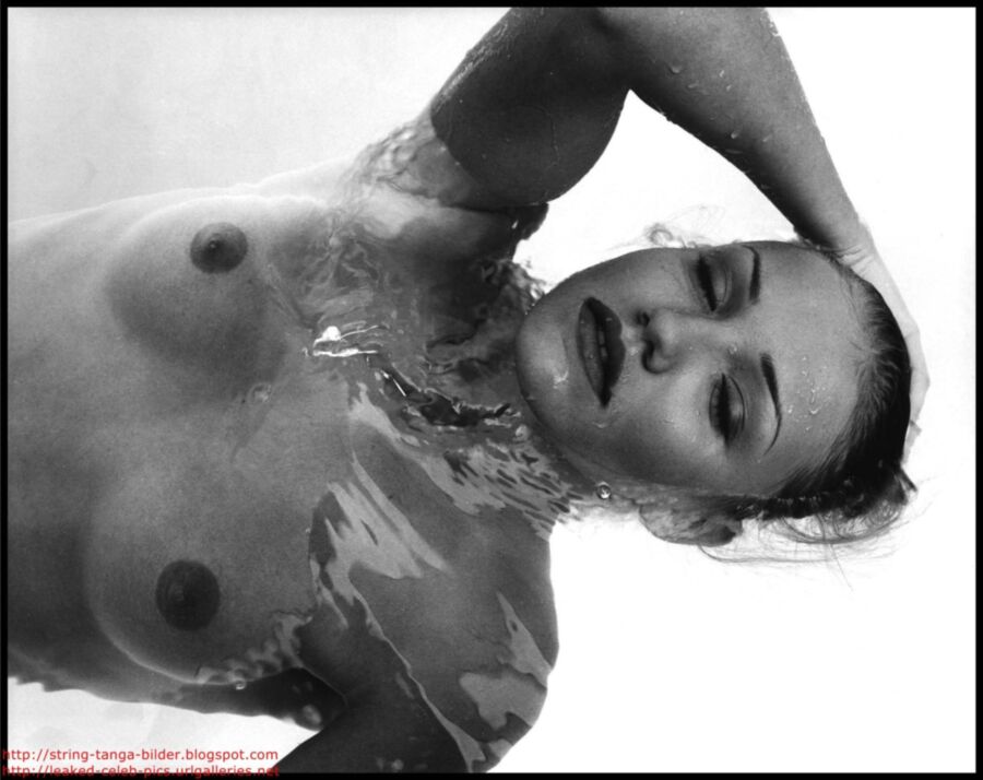 Free porn pics of Cameron Diaz nude pics 9 of 16 pics