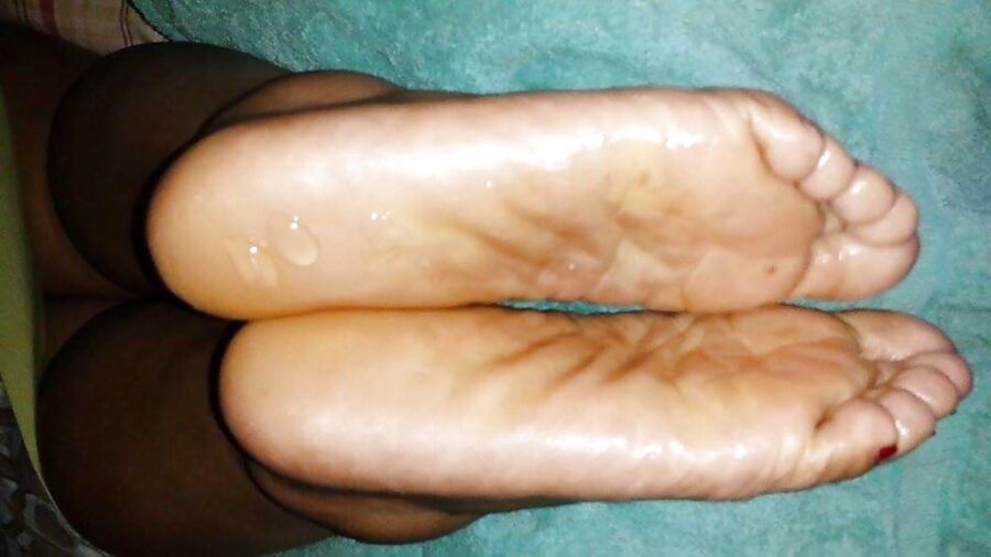 Free porn pics of playing with bbw soles 1 of 11 pics