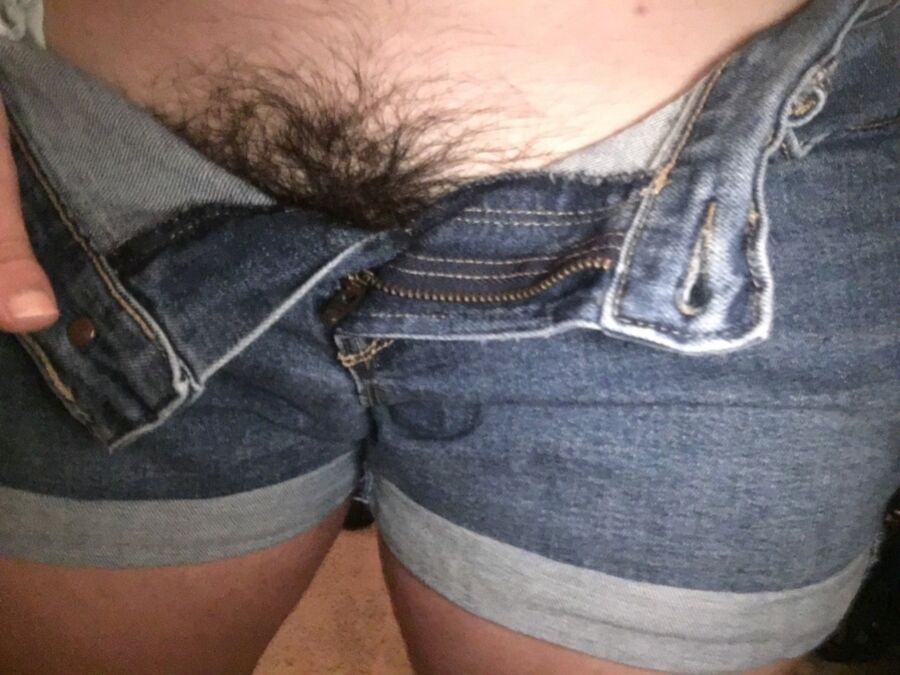 Free porn pics of Properly Hairy Pussy - Close-Up 7 of 19 pics