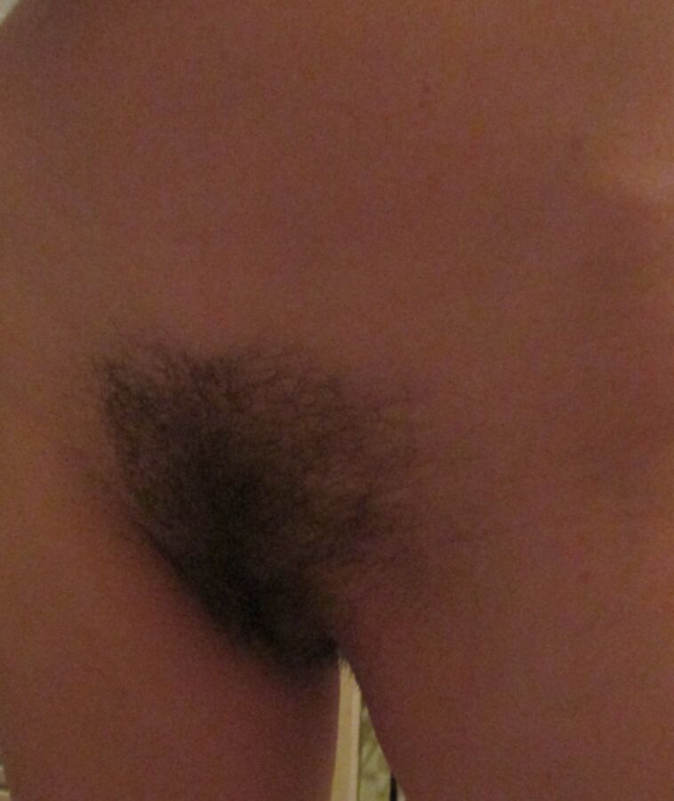 Free porn pics of Properly Hairy Pussy - Close-Up 3 of 19 pics