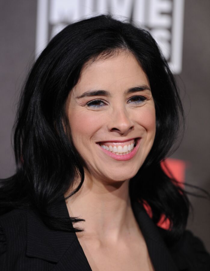 Free porn pics of Sarah Silverman is a doll 22 of 44 pics