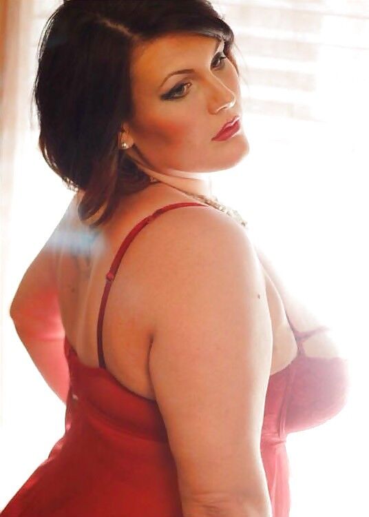 Free porn pics of BBW in Red and Rose 6 of 100 pics