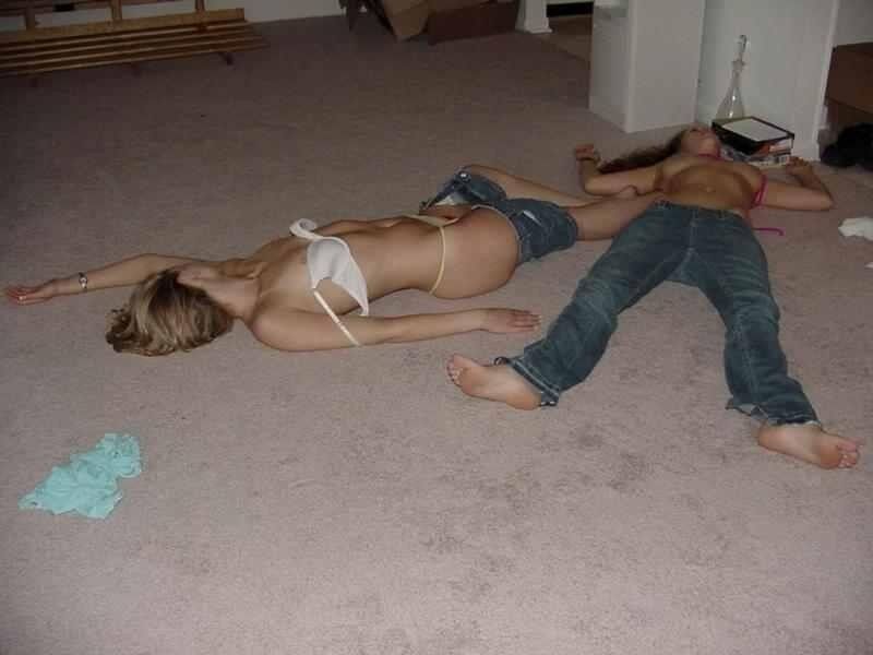 Free porn pics of Wasted Chix 9 of 24 pics