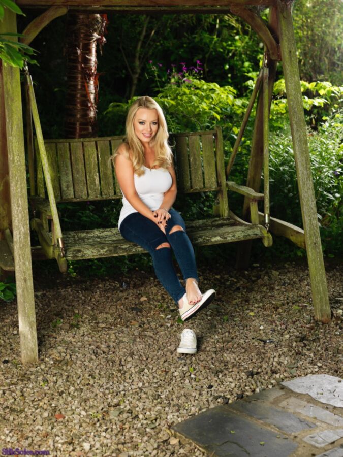 Free porn pics of Blonde Beauty Barefoot Outdoors in Jeans 2 of 50 pics