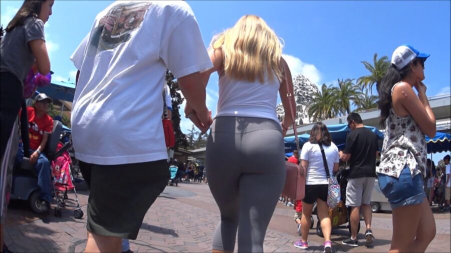 Free porn pics of Bubble arse blonde sniff those leggings 10 of 17 pics