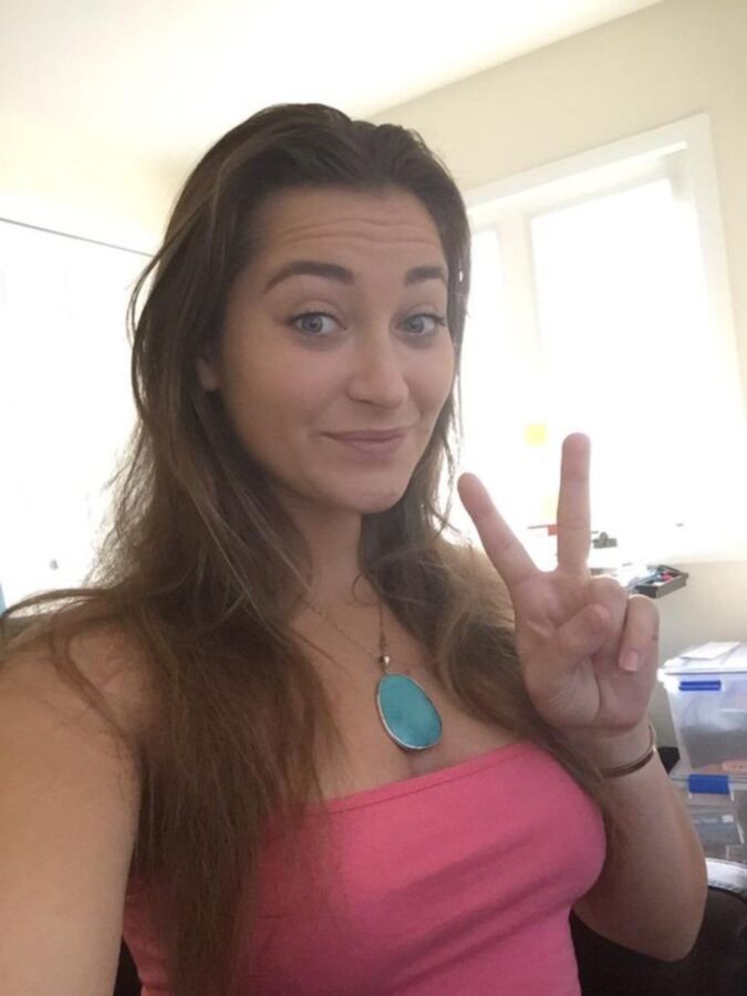 Dani daniels selfie