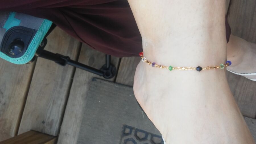 Free porn pics of Wifes Feet With An Anklet On, For Your Comments 12 of 18 pics