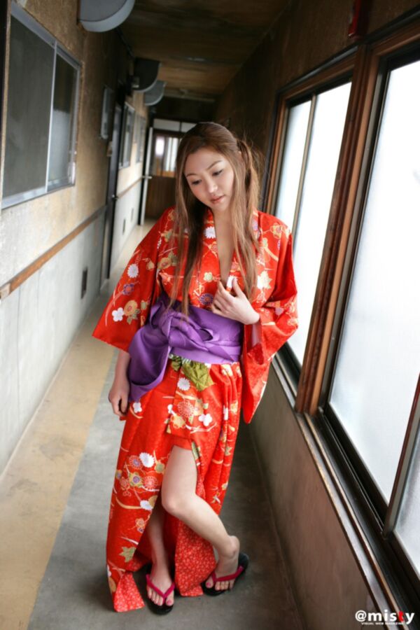 Free porn pics of Kimono - Yukata with barefoot Geta sandals (nn) 19 of 30 pics