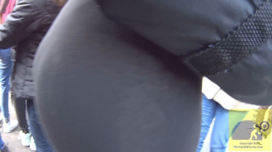 Free porn pics of Round Ass leggings see through asian teen 3 of 13 pics