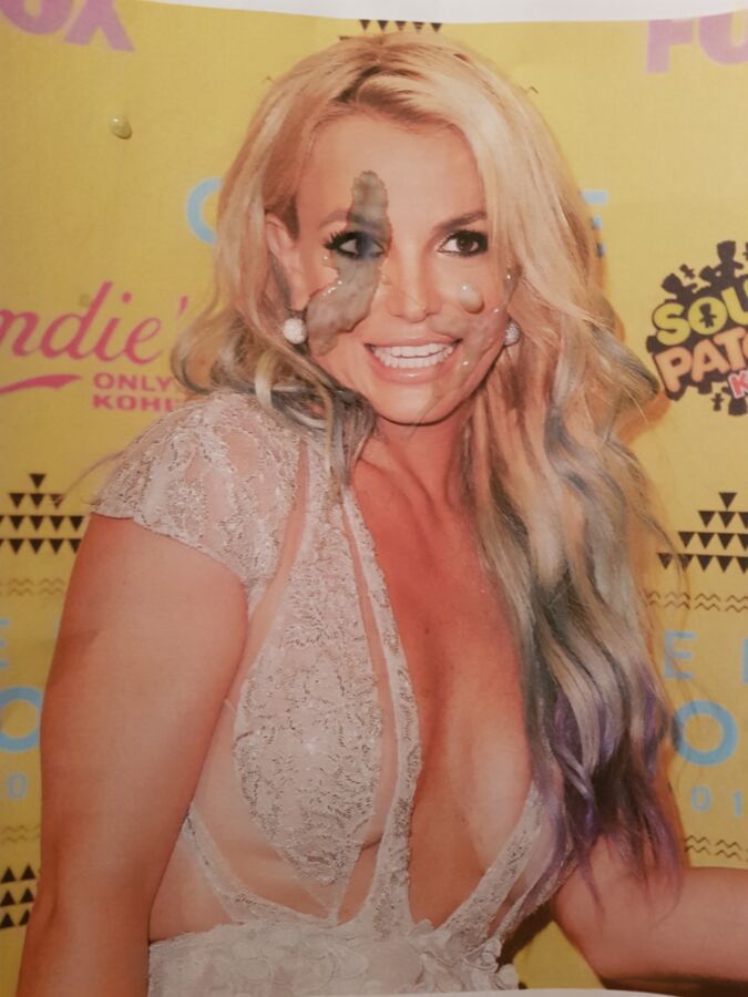 Free porn pics of Cum on Britney Spears 1 of 1 pics