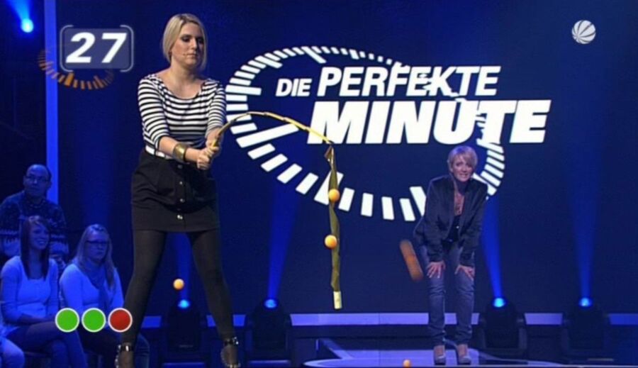 Free porn pics of Jeanette Biedermann @ Die perfekte Minute (with blowing Jeany) 7 of 15 pics