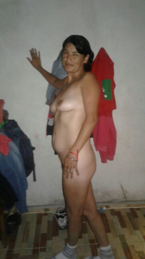 Free porn pics of busty mature latina 21 of 31 pics