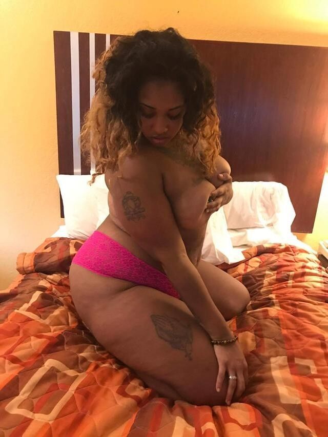 Free porn pics of Great hot chubby african american latina bbw escort 13 of 23 pics