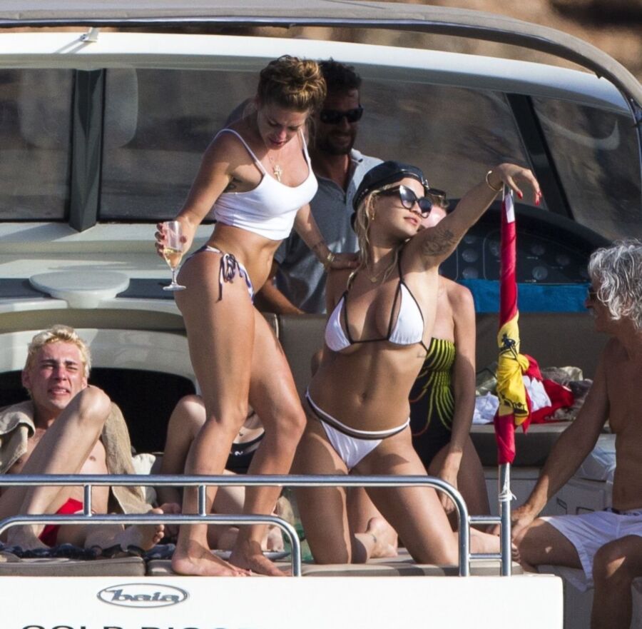 Free porn pics of Rita Ora White Bikini Cameltoe 20 of 37 pics