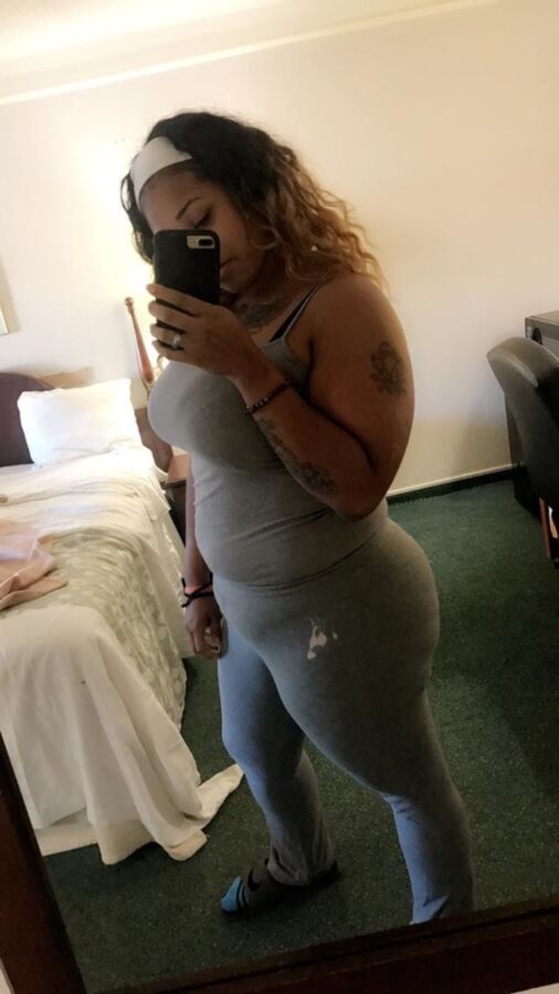 Free porn pics of Great hot chubby african american latina bbw escort 10 of 23 pics