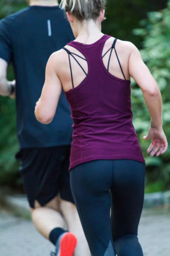Yoga Pants Tgp