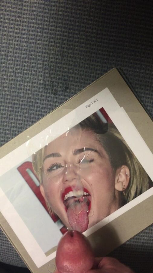 Free porn pics of Cum Tribute to Miley Cyrus 1 of 1 pics