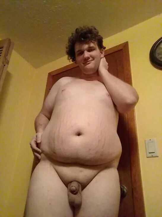 Free porn pics of Naked chub with little dick 1 of 12 pics