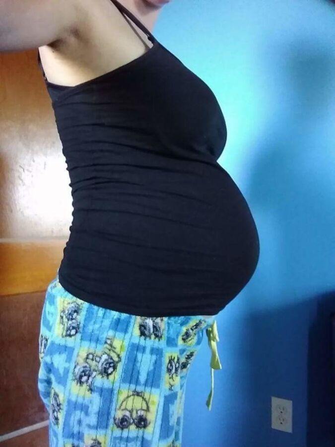 Free porn pics of Pregnant cutie  9 of 27 pics