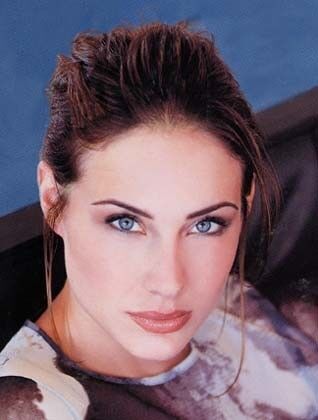 Free porn pics of Claire Forlani 17 of 48 pics