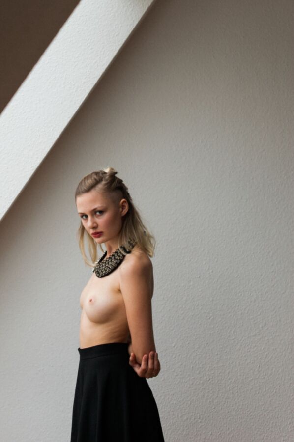 Free porn pics of Model aus Berlin 10 of 17 pics