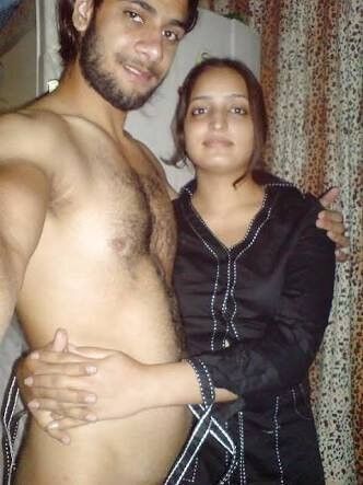 Free porn pics of CFNM Couples 1 of 16 pics